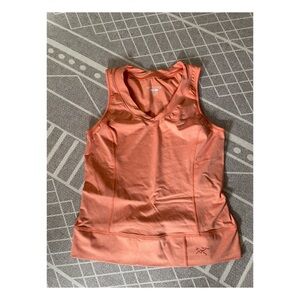 Arc’teryx orange running tank top size L - EUC